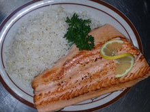 Load image into Gallery viewer, Fish Salmon From Grill - White Rice - Grill Zucchini - Tartar Sauce.
