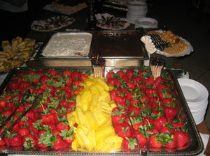 Chocolate, Strawberry, Pineapple for Dipping, 20 Servings
